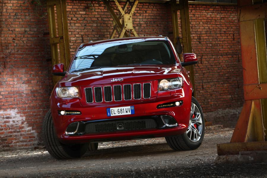  Jeep Grand Cherokee SRT8 2012 года  (фото 112 из 186)
